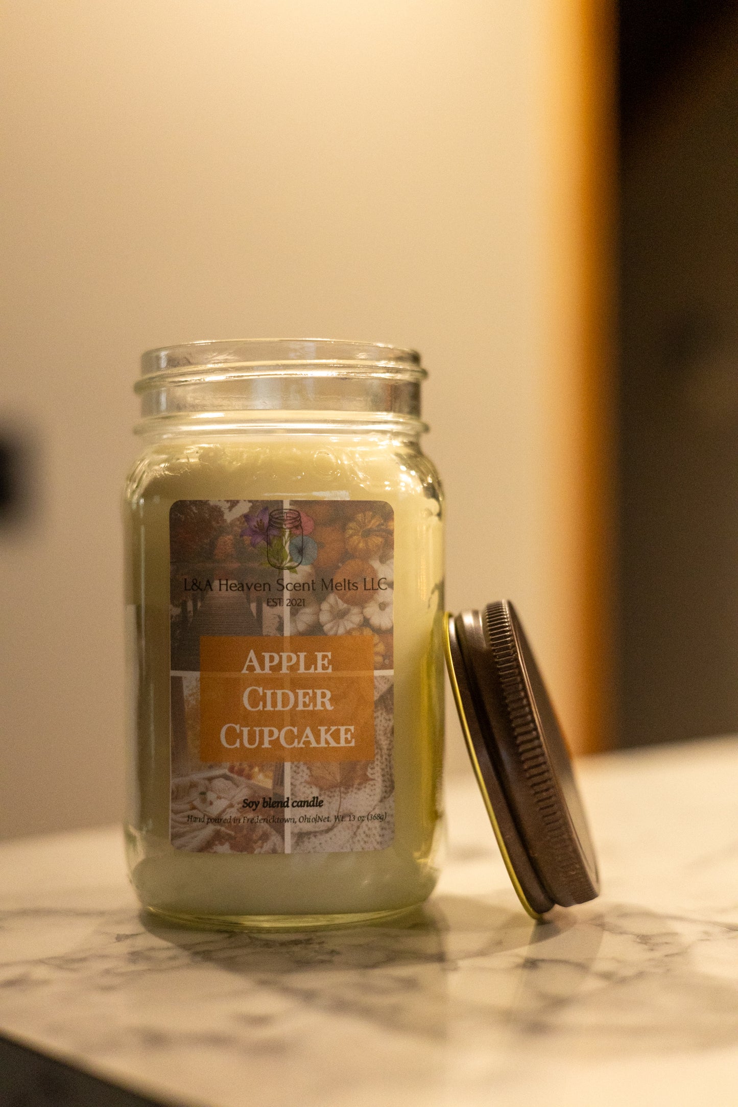 Apple Cider Cupcake 16oz